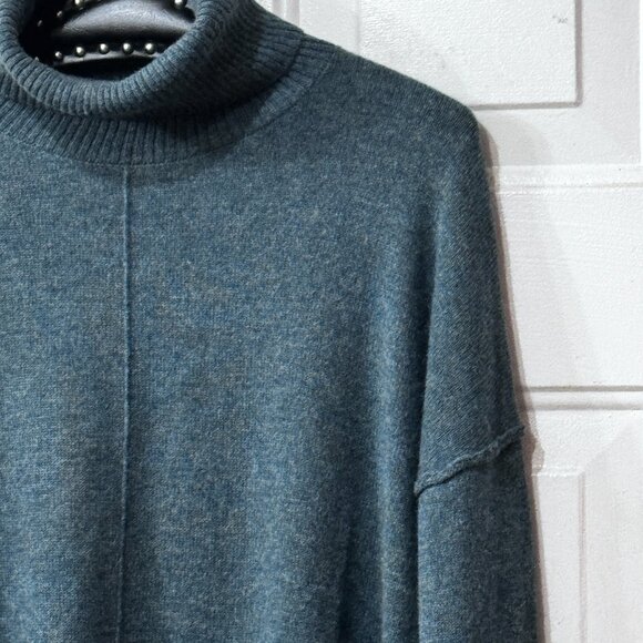 Max Studio 100% 2-Ply Cashmere Sz M Womens Dark Sage Green Turtleneck Sweater - Picture 3 of 8